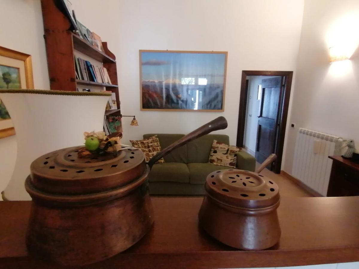 Apartamento Il Sorriso Orvinio Exterior foto