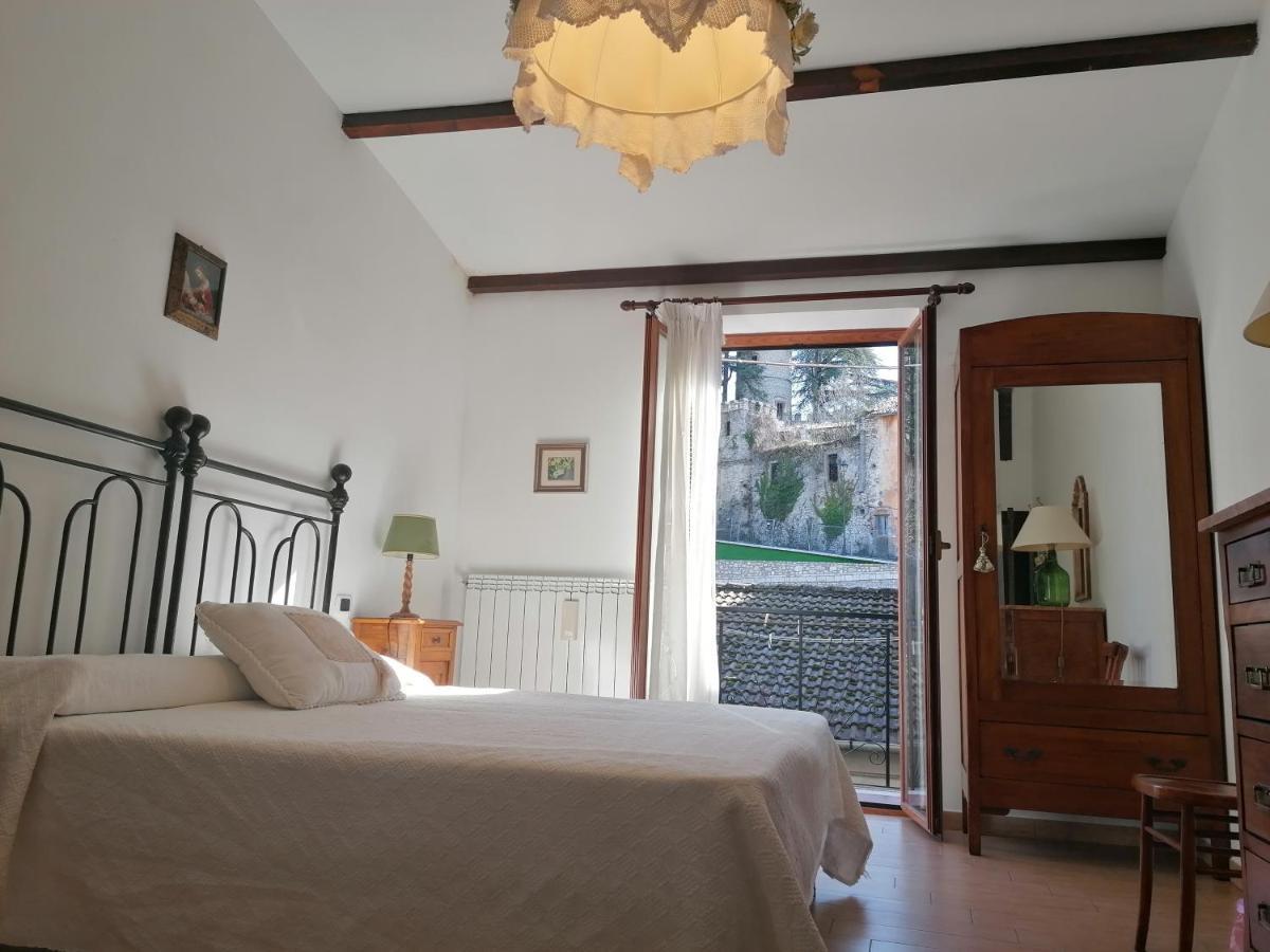 Apartamento Il Sorriso Orvinio Exterior foto